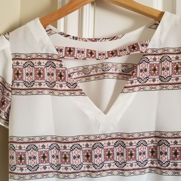 NWOT Loft summer top - Picture 3 of 6